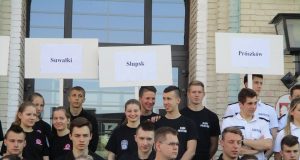 uczniowie liceum policyjnego
