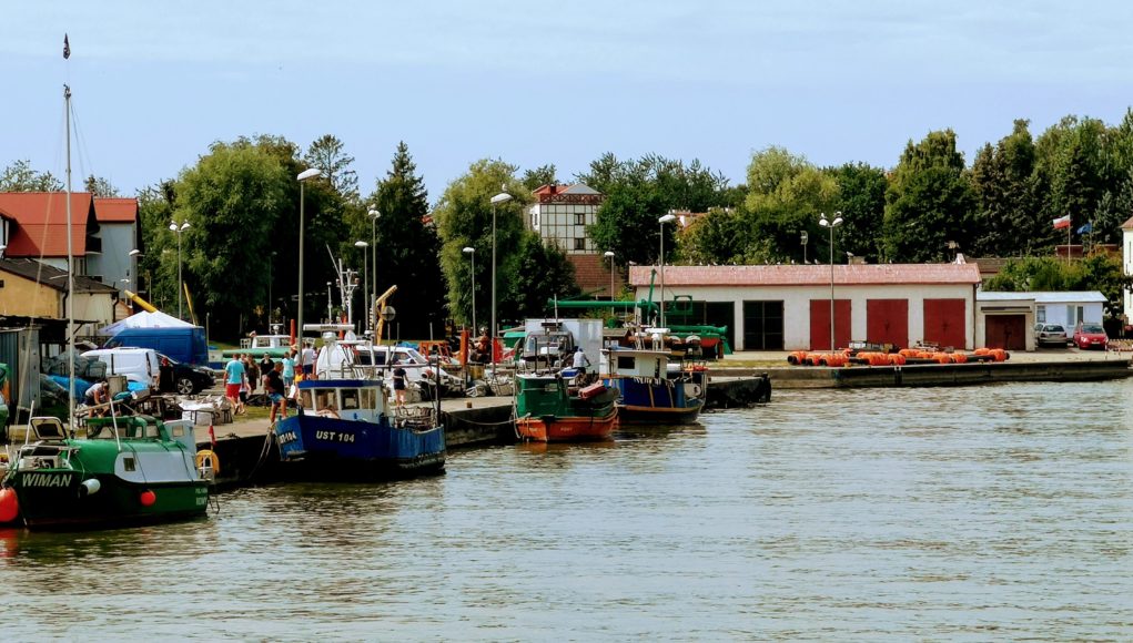 Port w Rowach - Łodzie rybackie