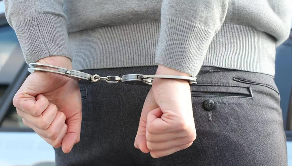 Nie daj zrobić z siebie przestępcy - KAS ostrzega osoby przed 26. rokiem życia