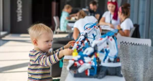 Światowy Dzień Kreatywności i Innowacji w Fab Lab powered by WIŚNIOWSKI