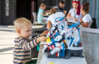 Światowy Dzień Kreatywności i Innowacji w Fab Lab powered by WIŚNIOWSKI