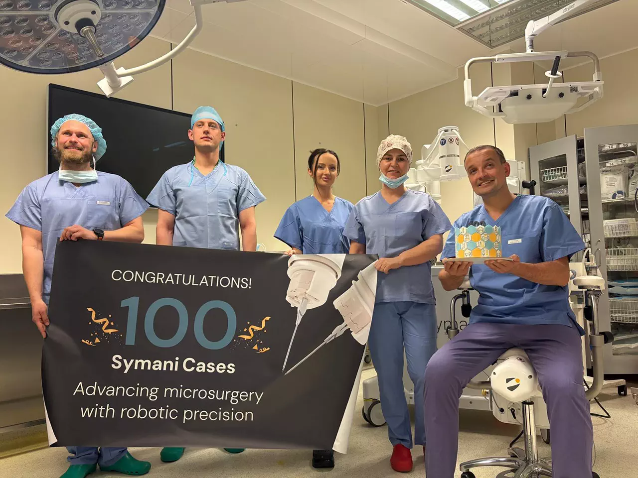 Słupski szpital zrobił 100 operacji przy użyciu robota mikrochirurgicznego